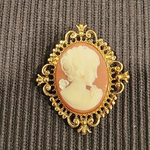 Vintage Cameo Brooch Parfum Solid Avon